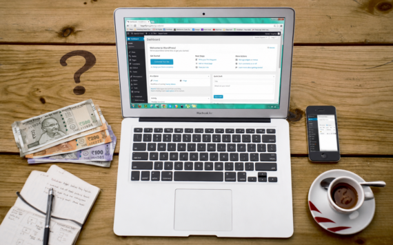 How Much Should a Beginner Content Writer Charge?